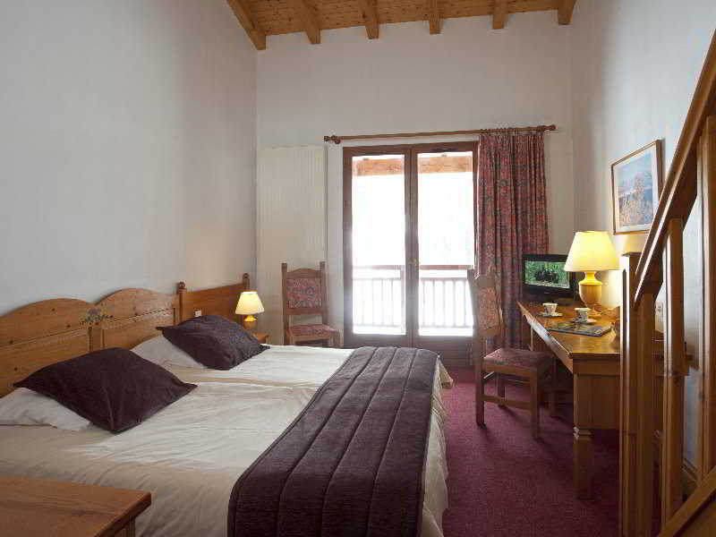 Hôtel Club mmv Le Val Cenis *** Lanslebourg-Mont-Cenis Exterior foto