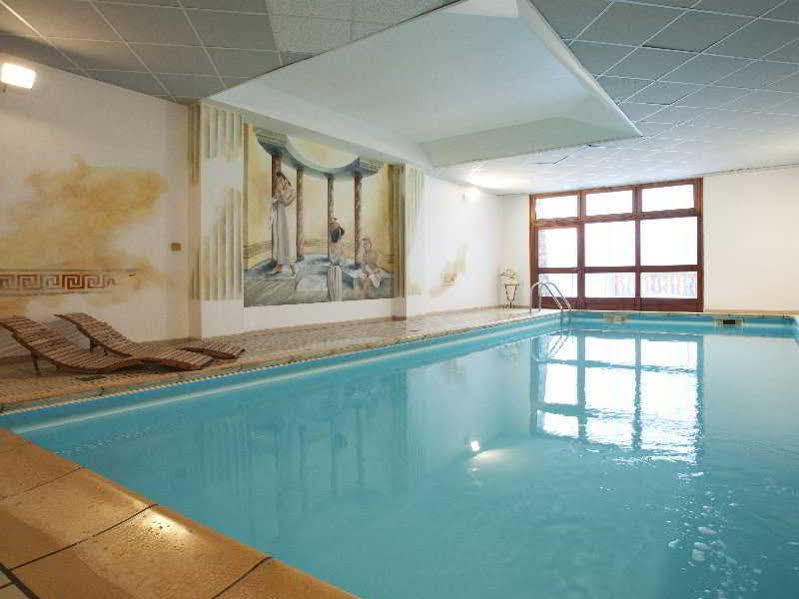 Hôtel Club mmv Le Val Cenis *** Lanslebourg-Mont-Cenis Exterior foto